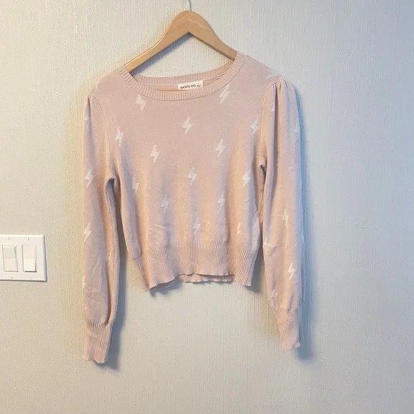 Pink Sweater with Lightning Bolt pattern - Picture 2 of 2